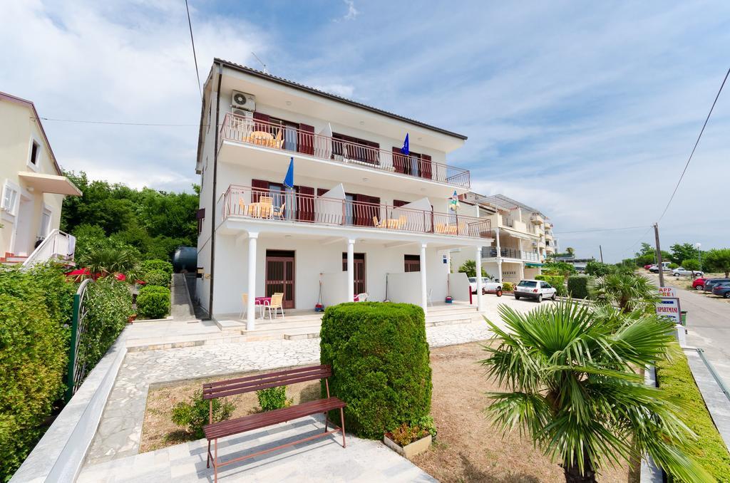 דראמליי Apartments Rozaria מראה חיצוני תמונה